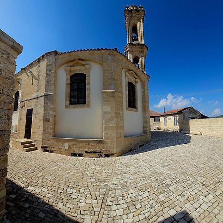 Maya Paphos Exterior photo